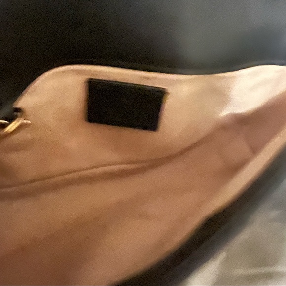 Gucci Marmont Small Mini Matelasse Bag - Picture 3 of 9